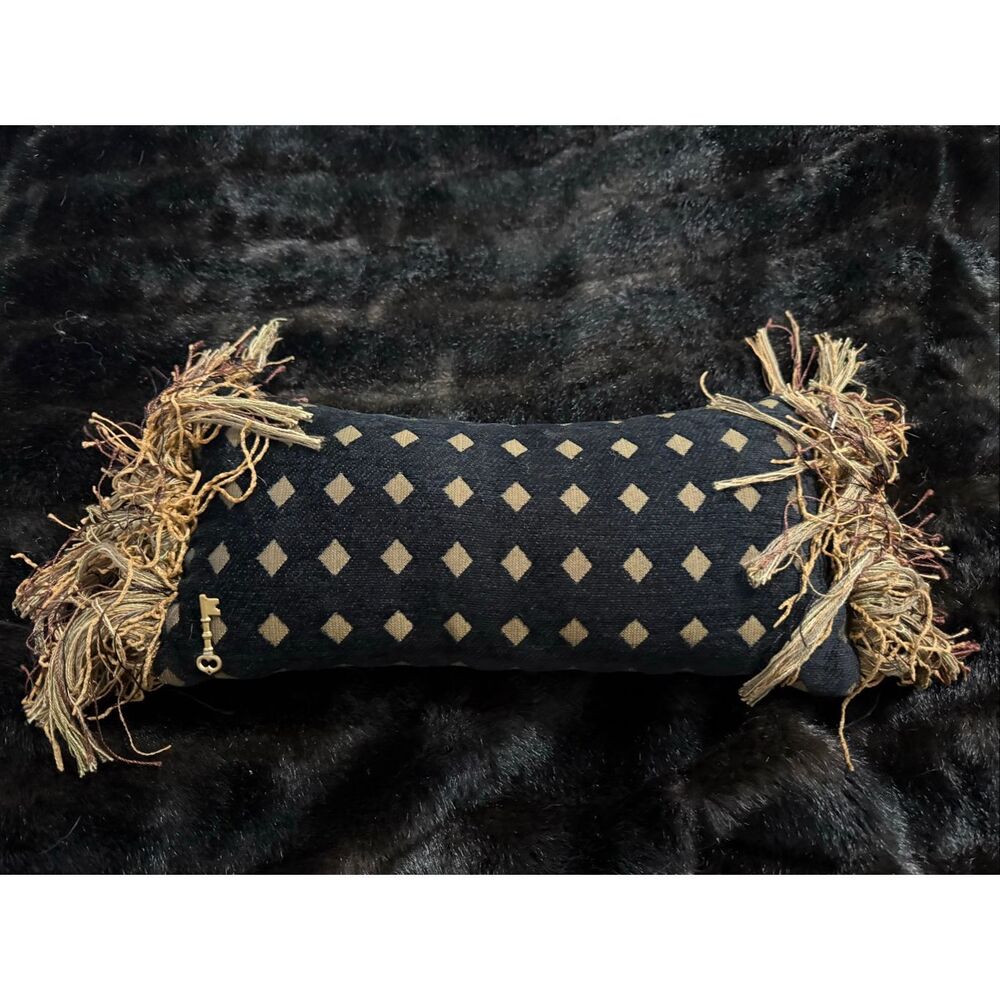 Peniel Pillows Brand Tapestry Pillow Tassel Key Black Diamond